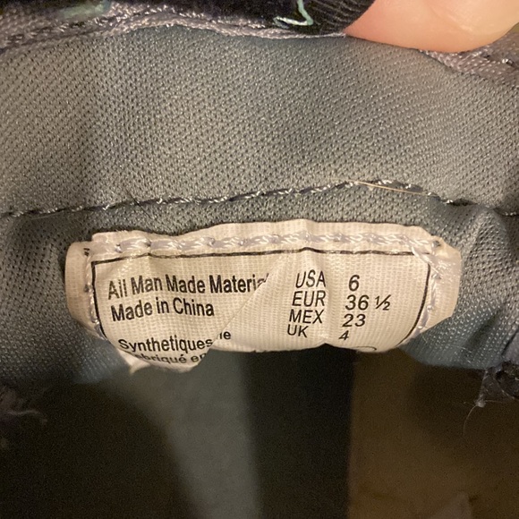 KangaROOS Sneakers - Picture 4 of 4